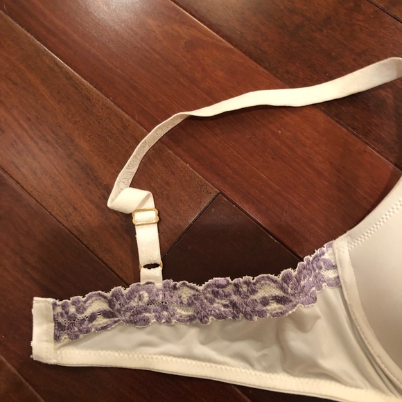 Bra - Picture 2 of 5